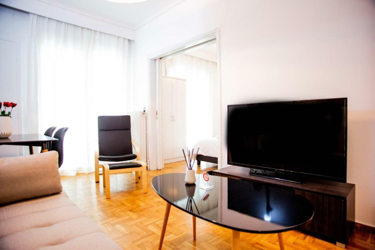Thessaloniki Center Apartment On The Sea ภายนอก รูปภาพ