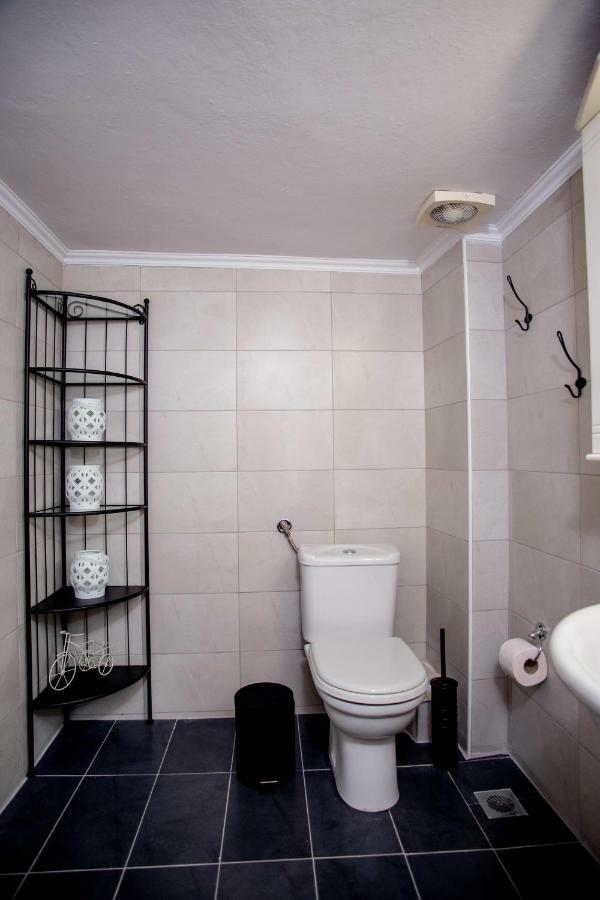 Thessaloniki Center Apartment On The Sea ภายนอก รูปภาพ